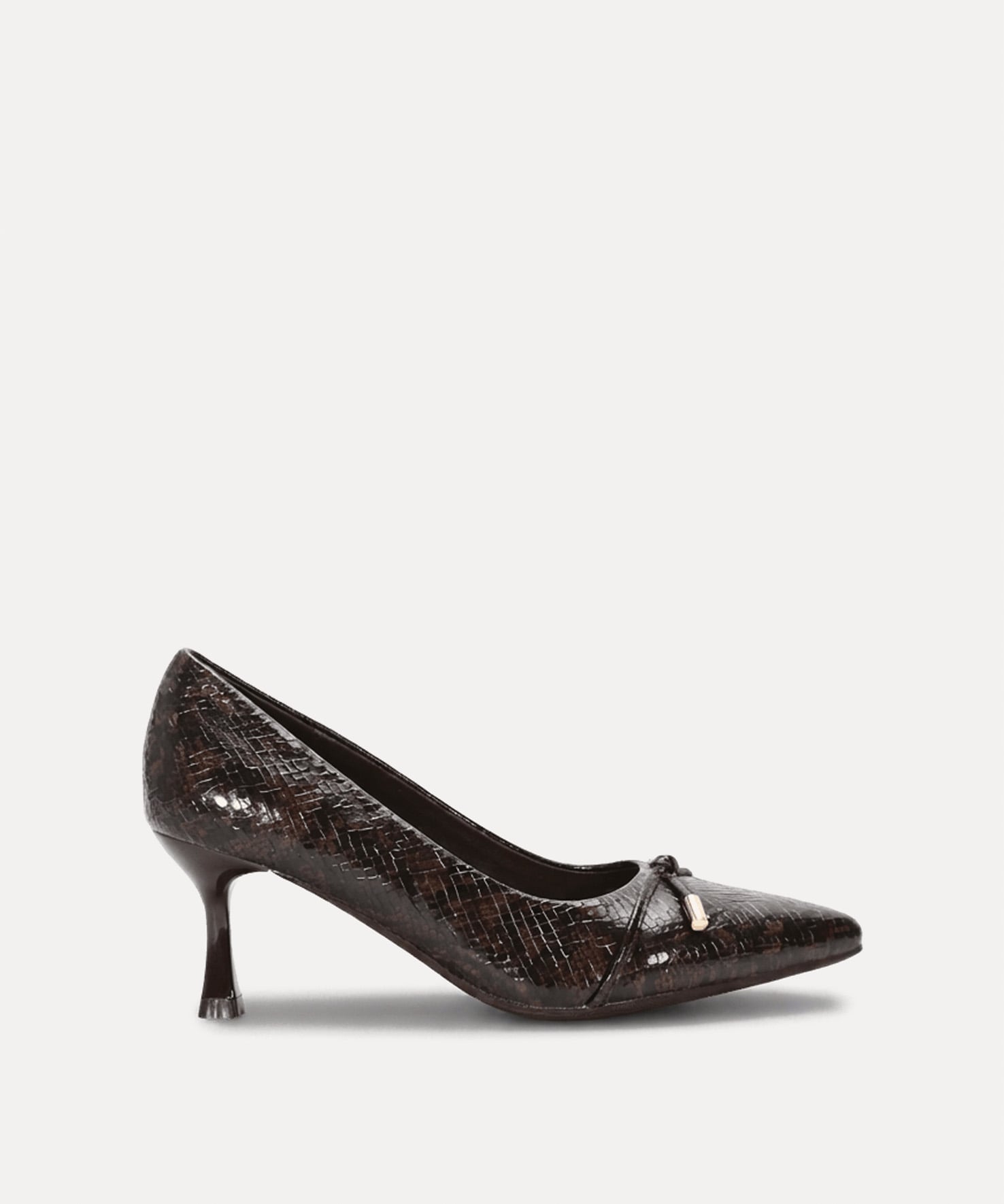 Zapato tac&oacute;n fino lazo